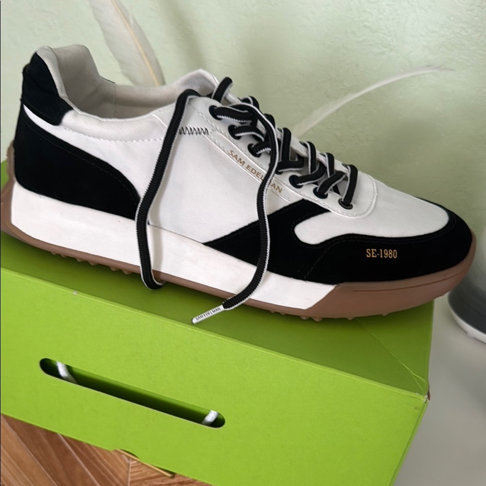 Sam Edelman Women’s Black and White Sneakers